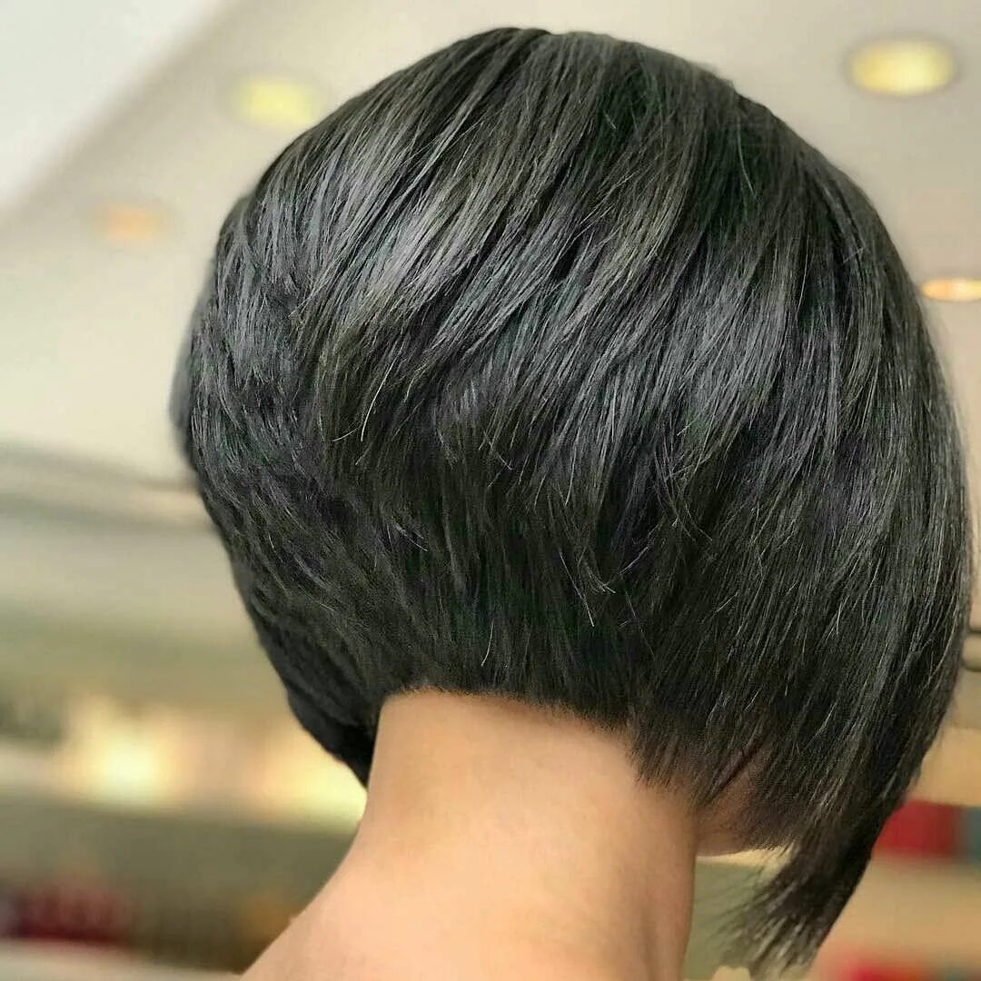 Картинки стрижки каре на ножке Regrann from @ro.hsiqueira - @heloisa.c.pereira.1 Visit our youtub Bob hairstyle