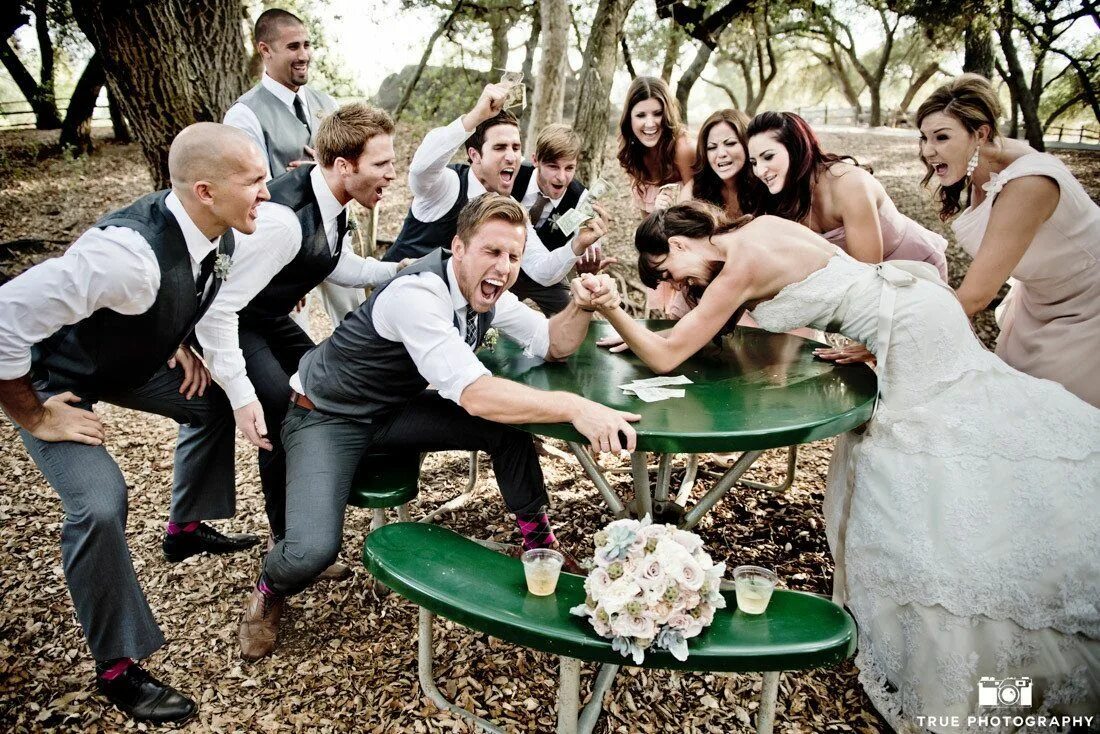 Картинки свадьба гости 50 Funny Wedding Pics Ideas Funny wedding pictures, Funny wedding photos, Weddin