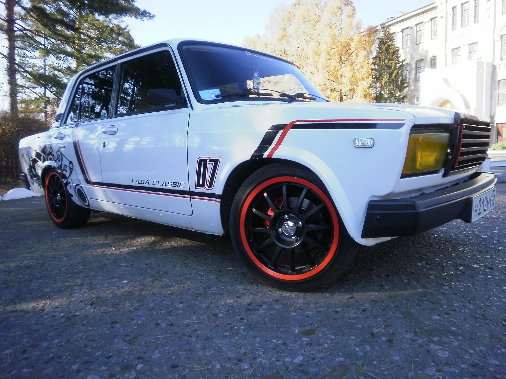 Картинки ваз 2107 тюнинг Осенний фотосет 24.10.10 часть 2 - Lada 2107, 1,6 л, 2007 года фотография DRIVE2