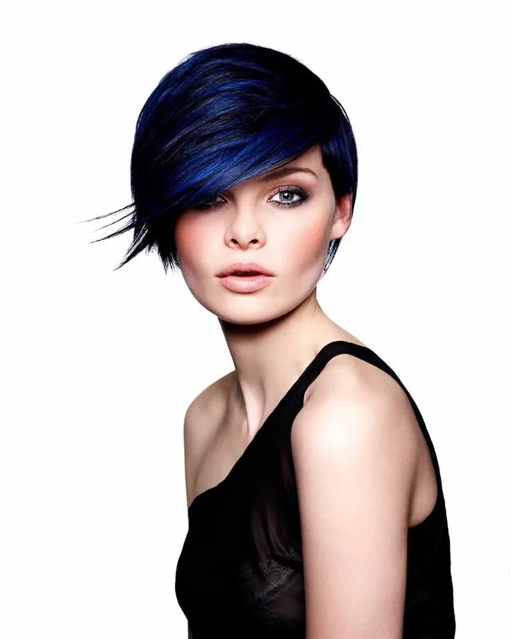 Картинки женских причесок для девушки Pin on Blue hair color Hairdresser, Hair color blue, Professional hairdressers