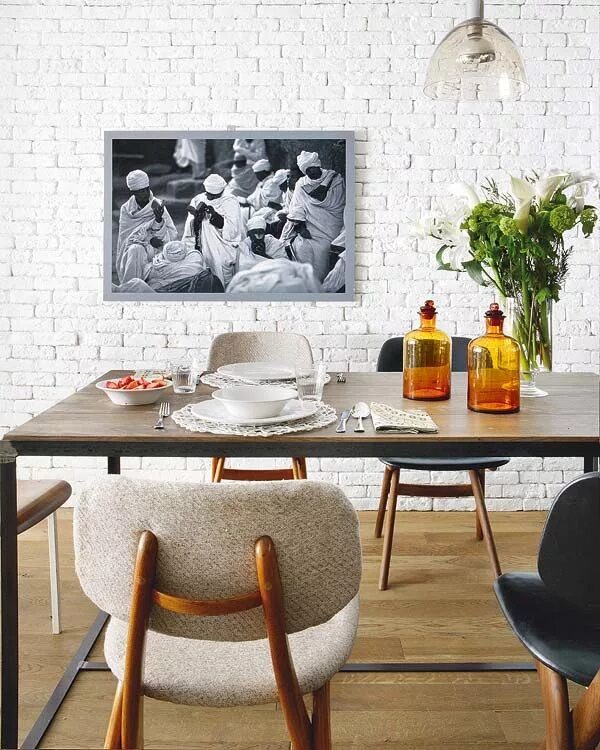 Картины на кухню в стиле лофт dining room + brick walls + great chairs Decoración de unas, Decoracion de inter