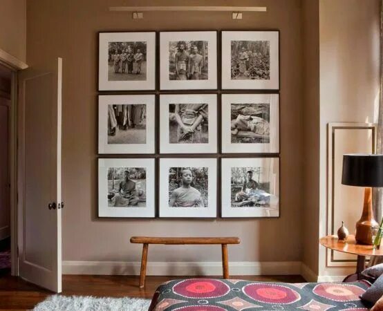 Картины на стене в интерьере как развесить Super dicas na hora de pendurar quadros. - Conexão Decór Modern houses interior,