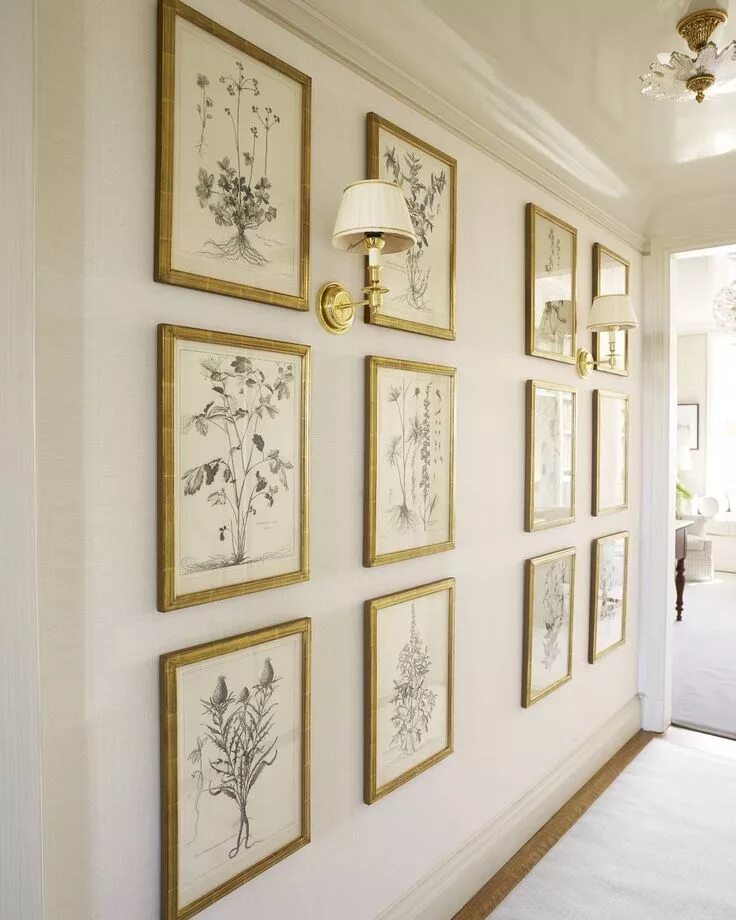 Картины на стене в прихожей фото Instagram Gallery wall, Gallery wall images, Hallway makeover
