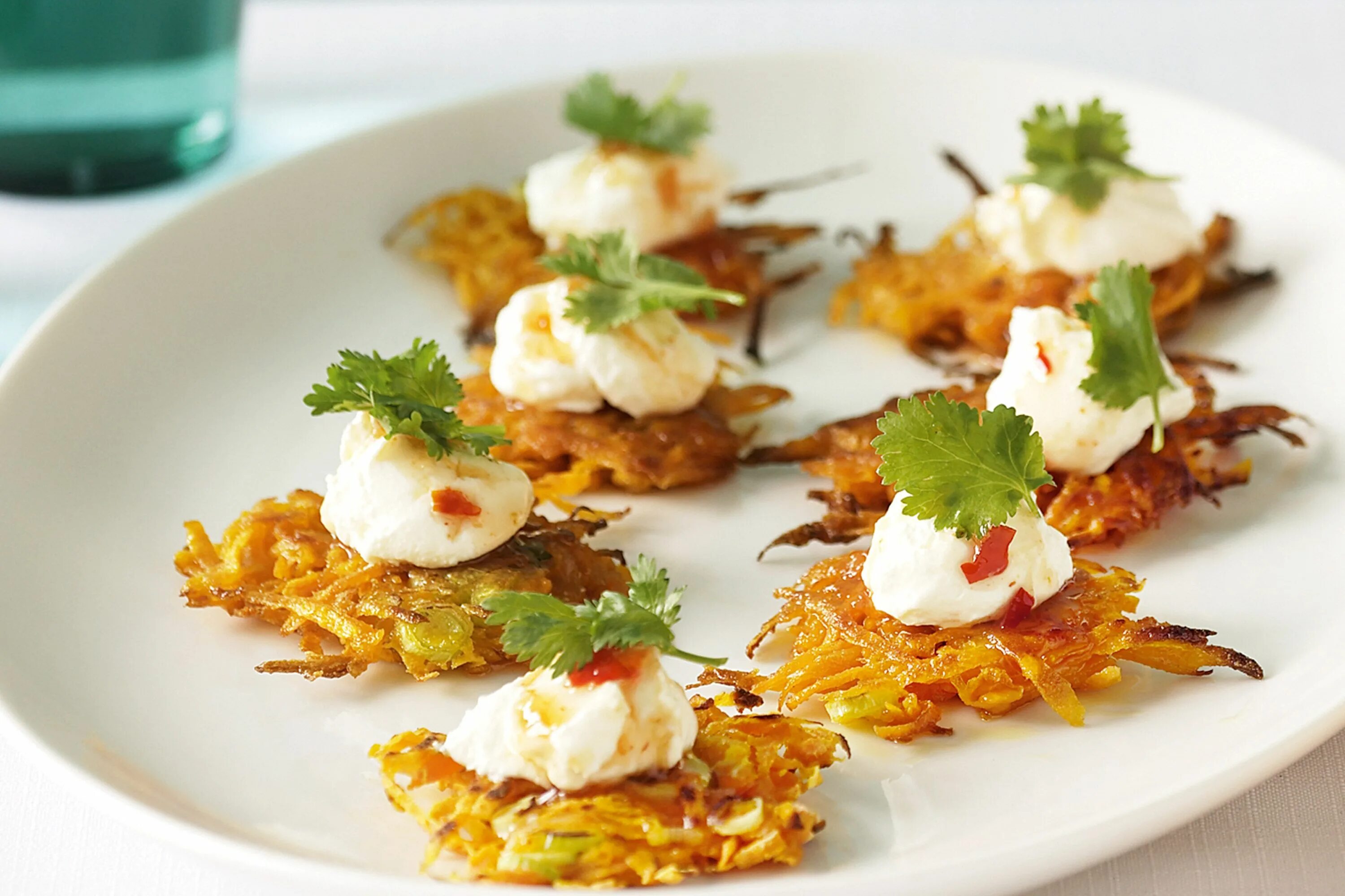 Картофельные блюда фото Delicious Sweet Potato Latkes