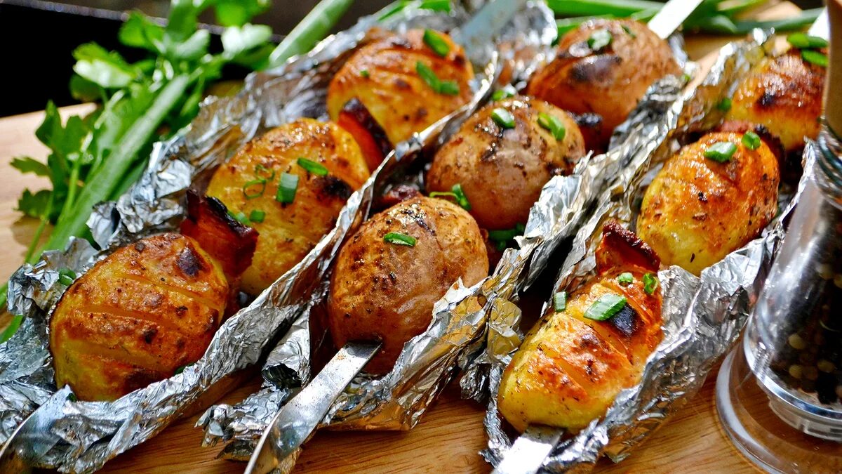 Картошка на мангале фото Шашлык к шашлыку! Как приготовить картошку-кебаб, чтобы не развалилась. Время ес