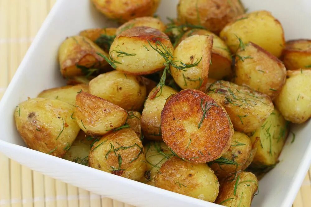 Картошка на второе рецепты с фото Delicious Garlic and Dill Baby Potatoes