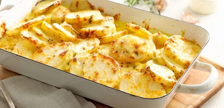 Картошка на второе рецепты с фото Cheesy Potato Bake Рецепт Гарниры, Сырный картофель, Идеи для блюд