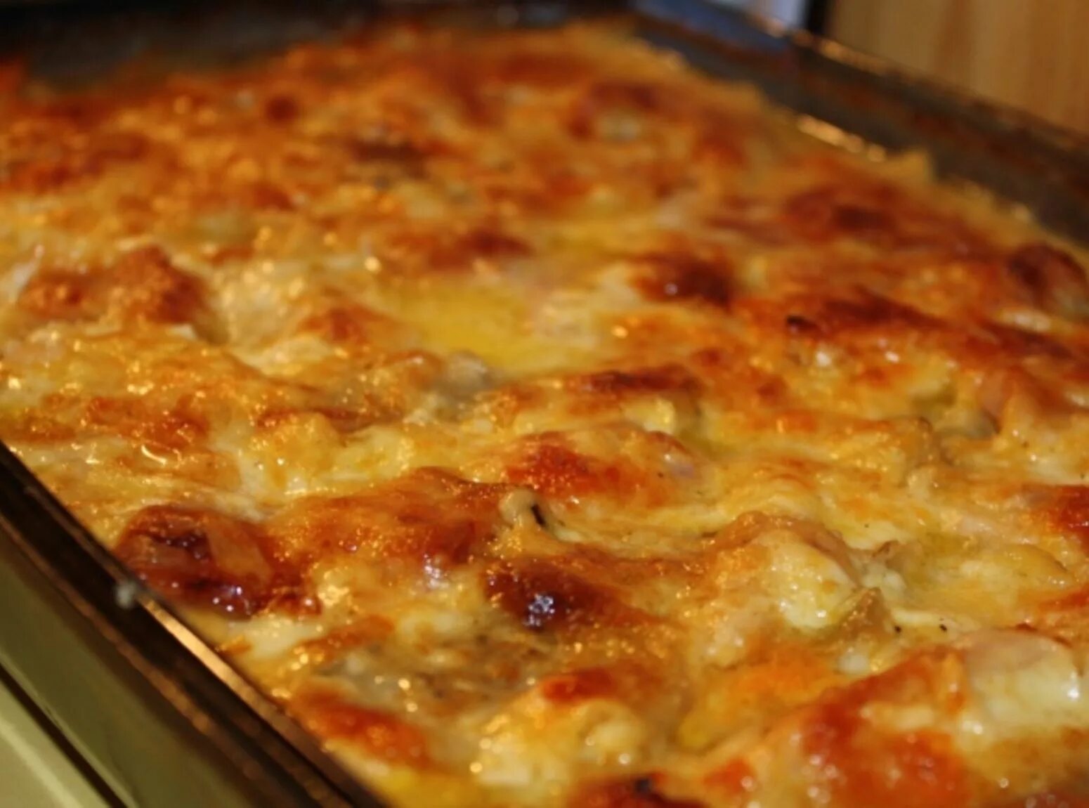Картошка по французски с фаршем фото Homemade Ham and Scalloped Potatoes Recipe Scalloped potatoes and ham, Homemade 