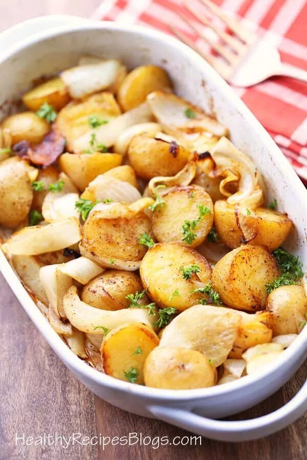 Картошка с луком фото Roasted Potatoes And Onions Healthy Recipes Roasted potatoes and onions, Vegetab