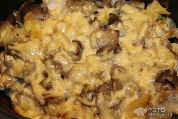 Картошка с шампиньонами в духовке фото Рецепт: Курица с картошкой запеченная в духовке С шампиньонами и луком
