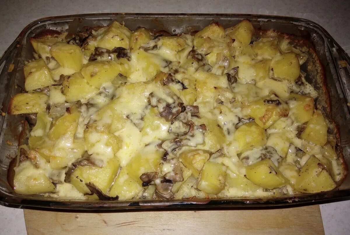Картошка с шампиньонами в духовке фото Картошка в форме для запекания духовке CoffMachines.ru