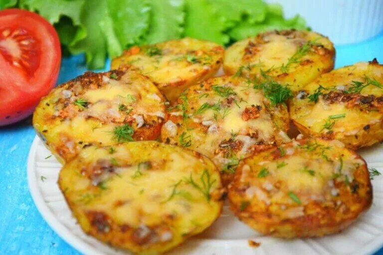 Картошка с сыром рецепты с фото Картошка с чесноком и сыром в духовке фото - Тоши Суши