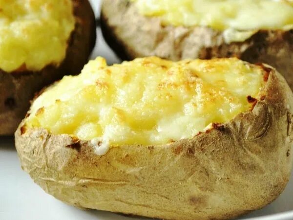 Картошка с сыром рецепты с фото Картофель запеченный в духовке с сыром Рецепт Идеи для блюд, Простые рецепты, На