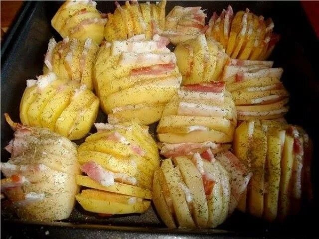 Картошка с ветчиной фото Резной запечённый картофель с сыром и ветчиной - самый вкусный и красивый Serbia