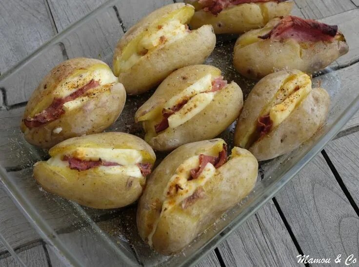 Картошка с ветчиной фото Jacket potatoes comme à la montagne Recette pomme de terre, Recette pomme, Recet