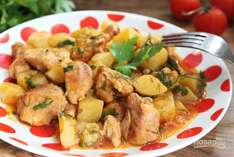 Картошка со свининой рецепт с фото Тушеная картошка со свининой на сковороде - пошаговый рецепт с фото на Повар.ру