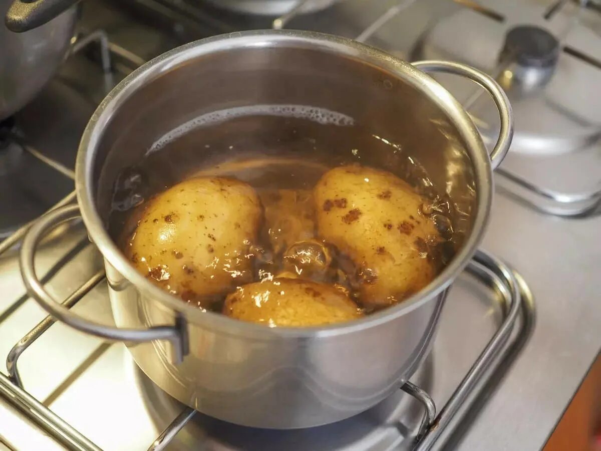 Картошка в кастрюле рецепт с фото 6 reasons why boiled potatoes should not be stored in the fridge