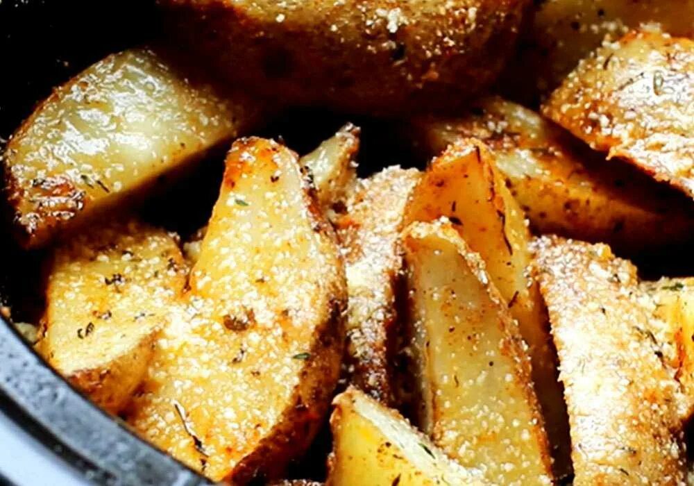 Картошка в мультиварке по деревенски фото Картошка по-деревенски в мультиварке - рецепт как вкусно приготовить картошка по