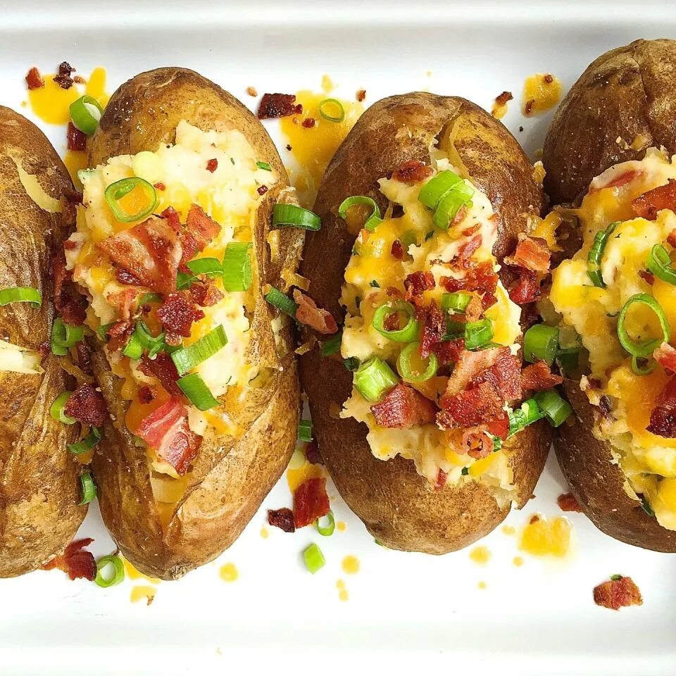 Картошка запеченная с начинкой рецепт фото Take Your Love For Baked Potatoes To The Next Level With These Easy Dinners And 