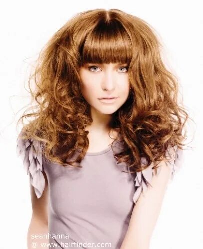 Карвинг волос с челкой фото Curly Hair with Bangs - Trendy Hairstyle Inspiration