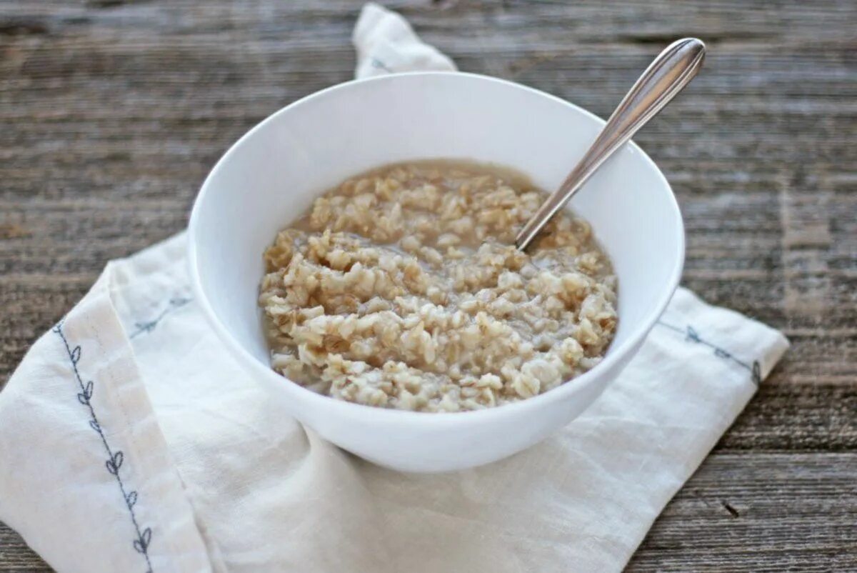 Каша овсяная на воде фото Have You Leveled-Up Your Oatmeal Game Yet? Video Breakfast oatmeal recipes, Orga