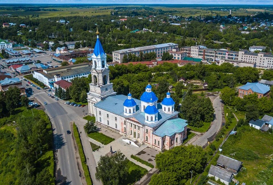 Кашин город сердце фото В Кашине по случаю Дня города проходит фестиваль каши - KP.RU