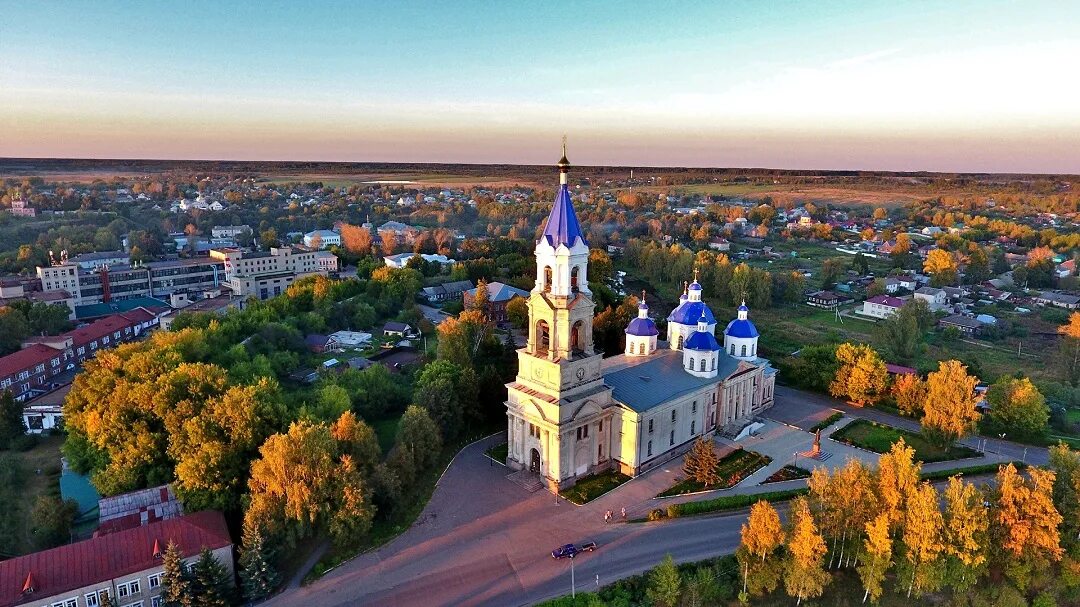 Кашин тверская область фото Кашин стал одним из шести городов Тверской области с самой благоприятной городск