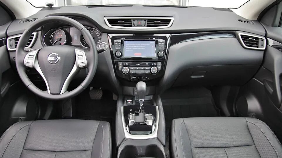 Кашкай фото внутри Nissan Qashqai (2G) 2.0 бензиновый 2014 на DRIVE2