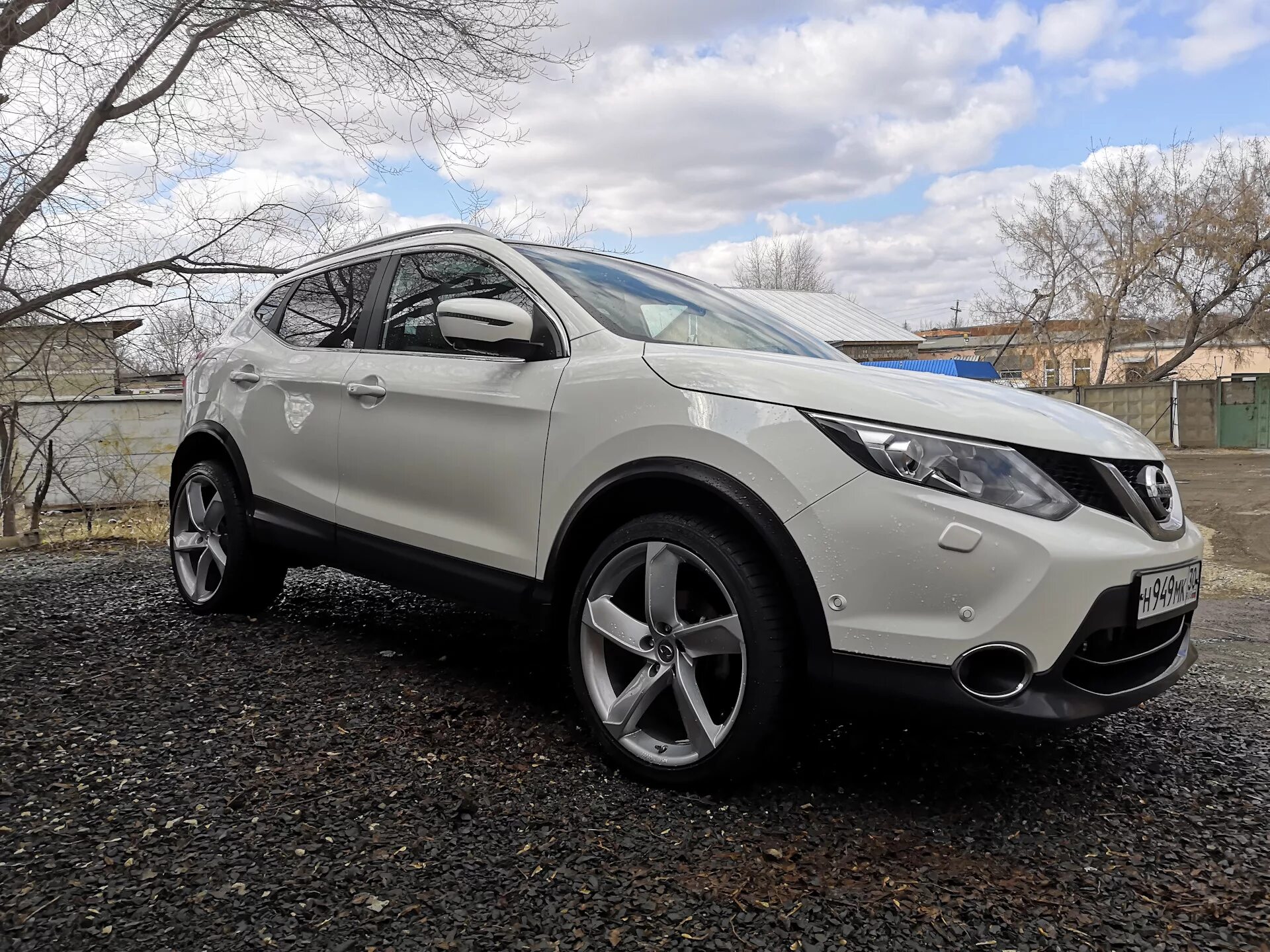 Кашкай на 18 дисках фото 19. Весна 2019 на 20-х колесах Infiniti - Nissan Qashqai (2G), 2 л, 2016 года ко