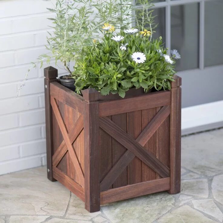 Кашпо деревянное уличное фото Belham Living Richmond Shorea Square Planter www.hayneedle.com Cedar planters, C