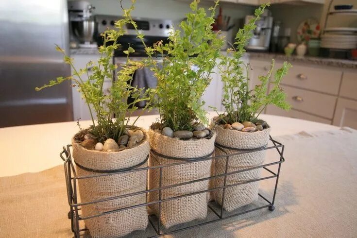 Кашпо для домашних цветов своими руками 28 Practical and unusual DIY decorating ideas using burlap My desired home Diy p