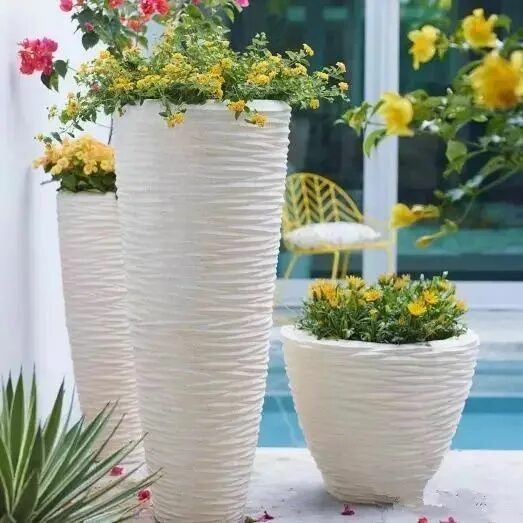 Кашпо для цветов своими руками фото Pin by yangxl on 2342424 Stone planters, Planters, Outdoor planters