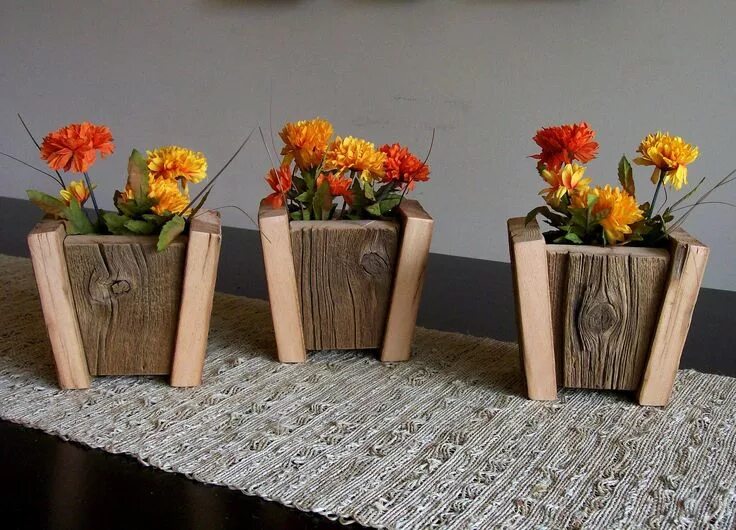 Кашпо для цветов своими руками фото Set of 3 Rustic Barn Wood Flower Pots Etsy Barn wood crafts, Wooden plant pots, 