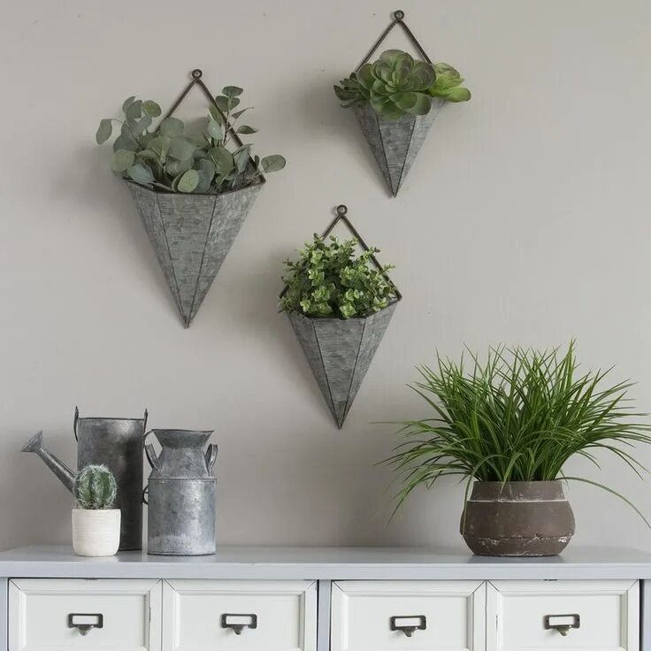 Кашпо на стене в интерьере фото Amoroso Triangular Galvanized 3-Piece Metal Wall Planters Set 静 物