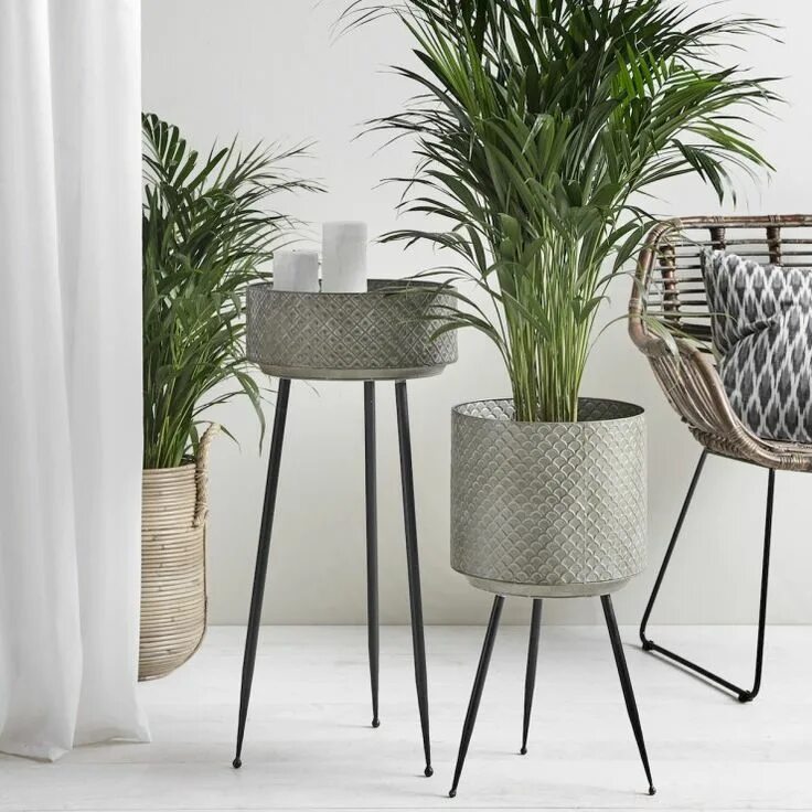 Кашпо в интерьере фото Metal Indian Planters Indoor-pflanzen dekor, Beistelltische, Einrichtung