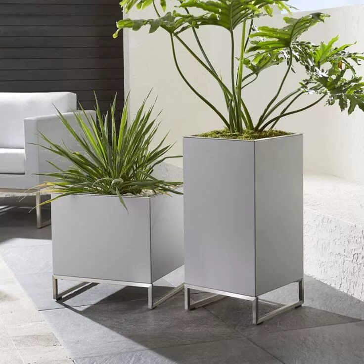 Кашпо в интерьере фото Dune Planters Crate and Barrel Contemporary planters, Outdoor planters, Modern l