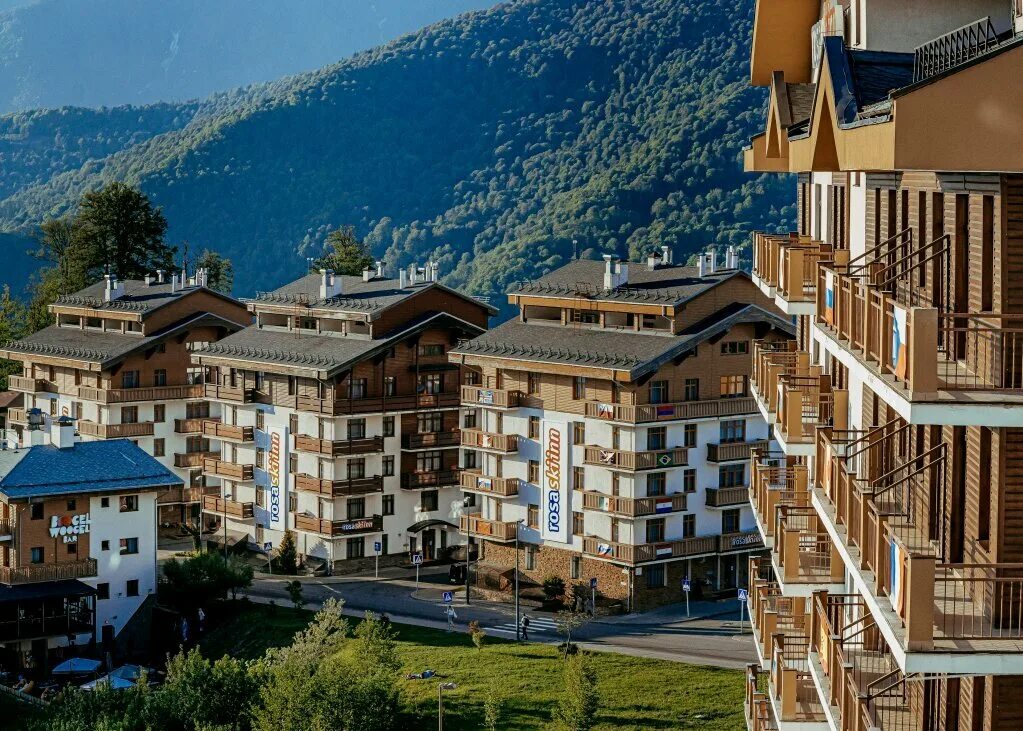 Каштан горная ул 5 село эстосадок фото Rosa Ski Inn, hotel, Россия, село Эсто-Садок, Горная Олимпийская деревня, улица 