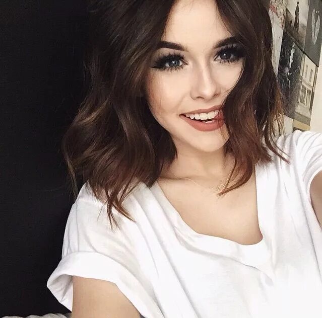 Каштановые волосы фото девушек с карими Acacia brinley Short hair color, Short hair styles, Hair styles