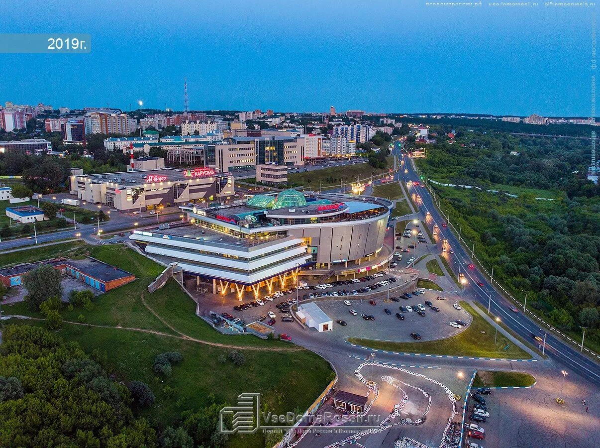 Каскад чебоксары фото Фотографии торгово-развлекательных центров Чебоксар