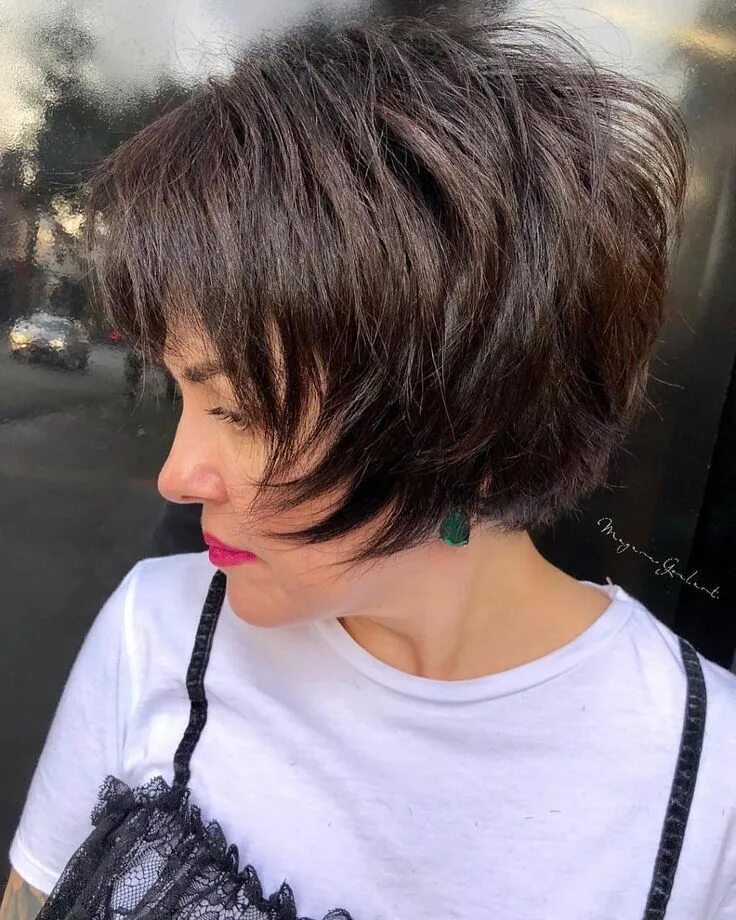 Каскад на короткие темные волосы фото Pin on cabelossss Hair cuts, Pixie haircut, Short bob hairstyles