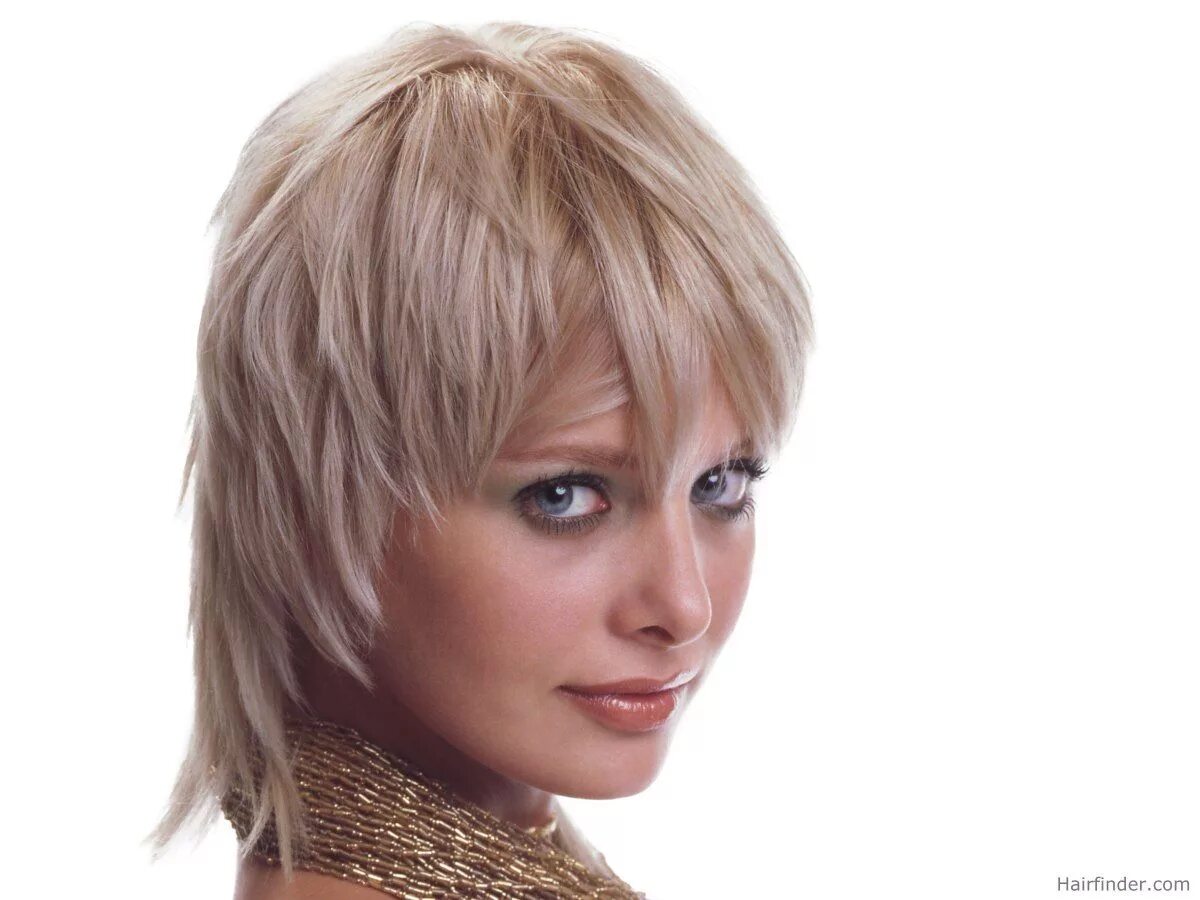 Каскад на очень короткие волосы фото 10 Long Pixie Haircuts 2018 for Women Wanting a Fresh ... Short wavy haircuts, S