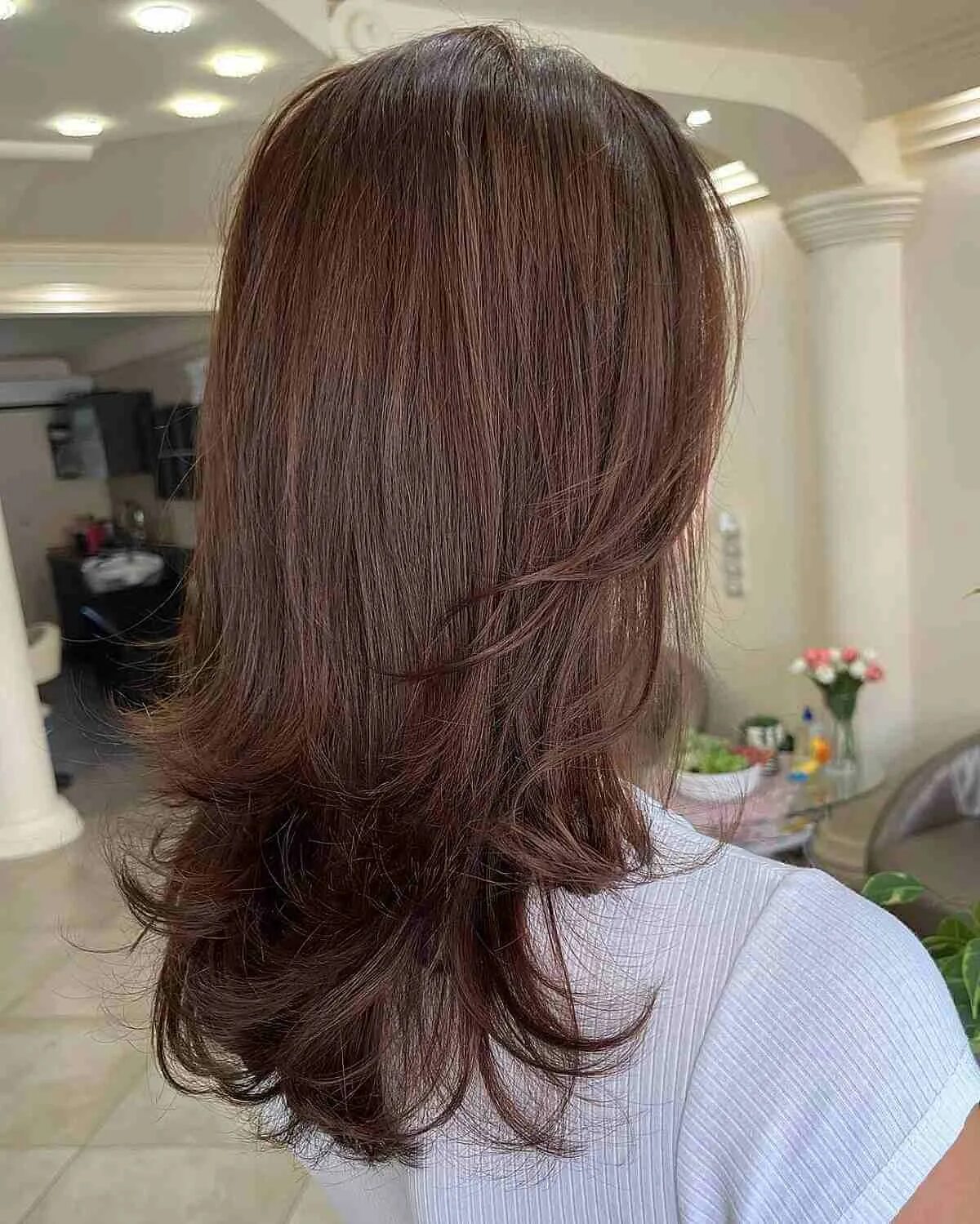 Каскад на средние волосы 2024 фото 74 Most Popular Medium-Length Layered Haircuts for 2024