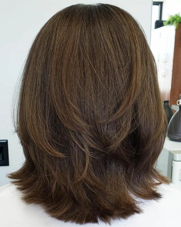 Каскад на средние волосы 2024 фото 50 Medium Haircuts for Women That’ll Be Huge in 2024 - Hair Adviser Schulter lan