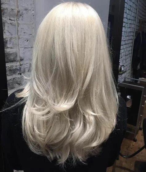 Каскад на светлые волосы фото Trendy White Hair Ideas for a Stylish Look