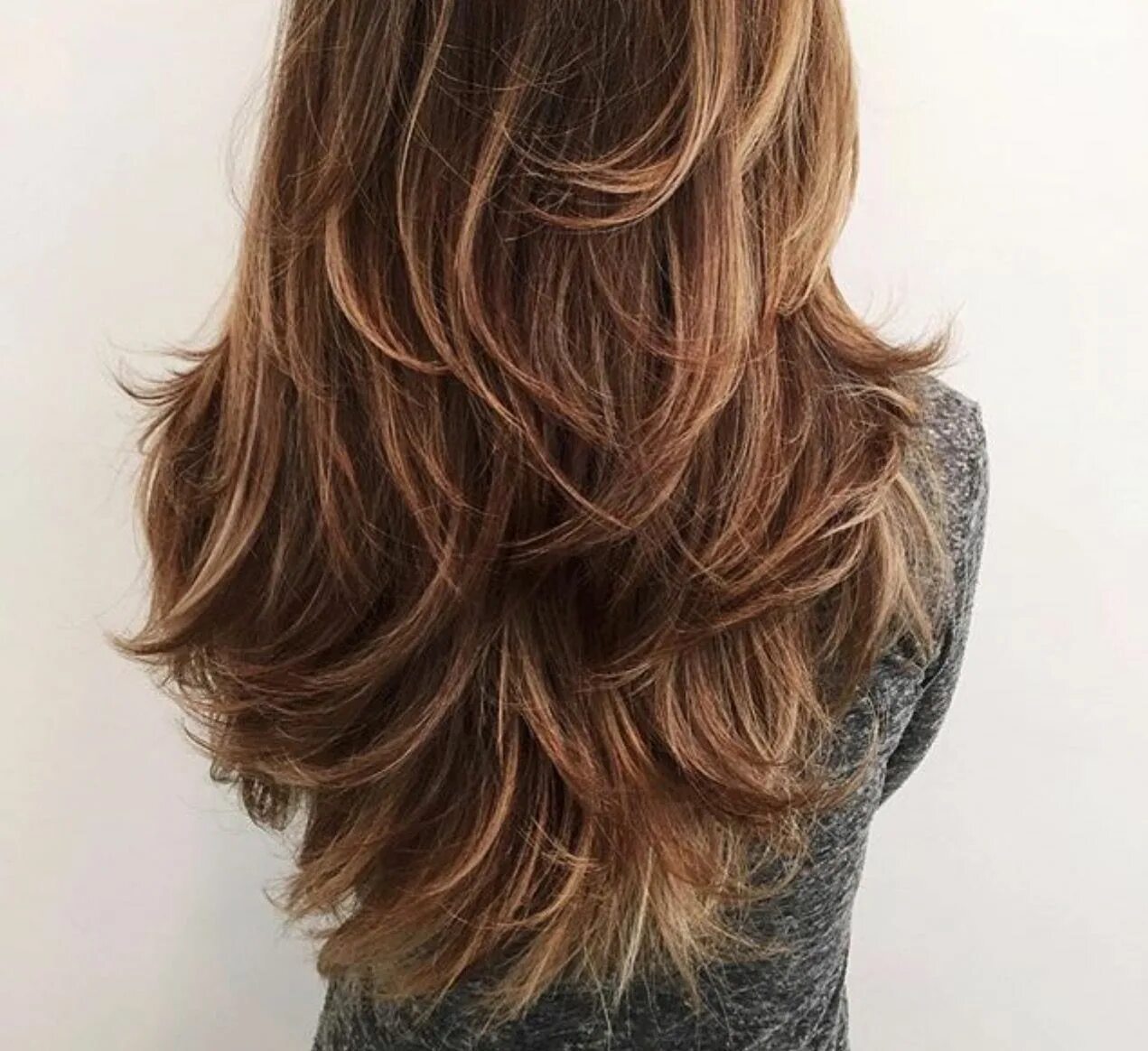 Каскад прическа фото 2024 Pin on hairstyles Haircuts for long hair with layers, Long thin hair, Long layer