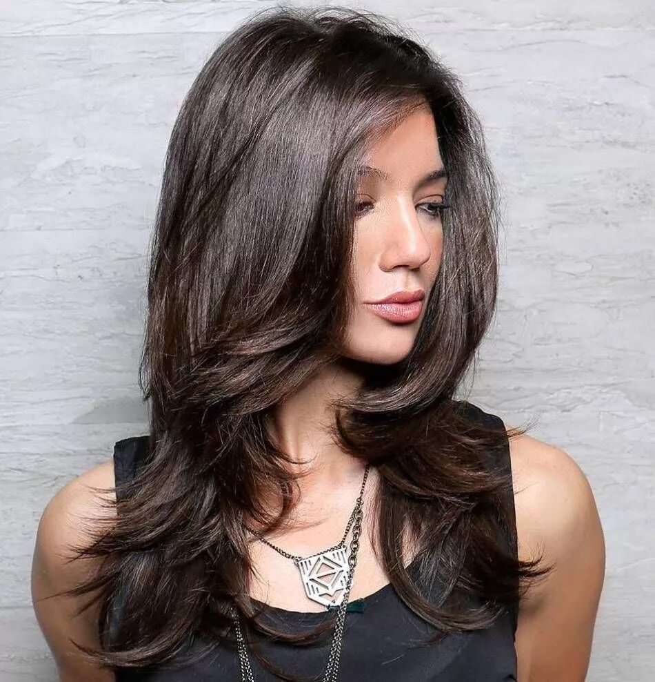 Каскадная стрижка на длинные волосы без челки Long Layered Haircut For Thick Hair Cortes de pelo largo, Cortes de pelo, Corte 