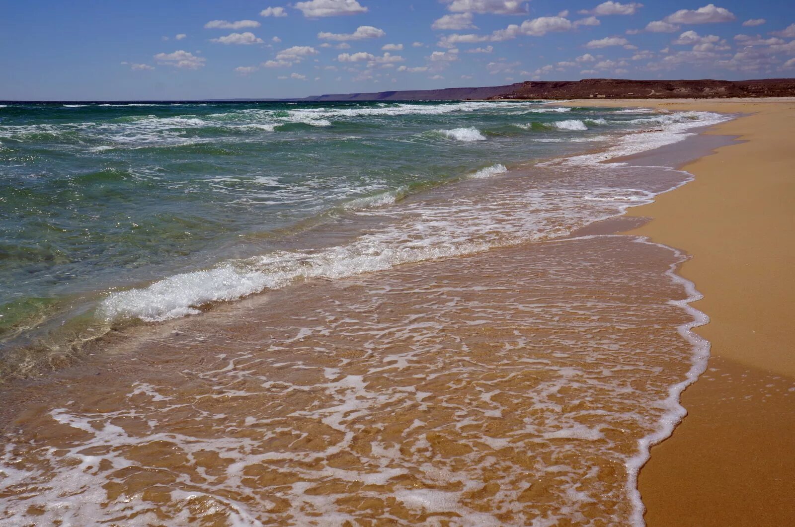 Каспийское море берег фото Казахстан, ч6 (Море!) Саура, г. Актау, впадина Карагие, г. Жанаозен, залив Кенде