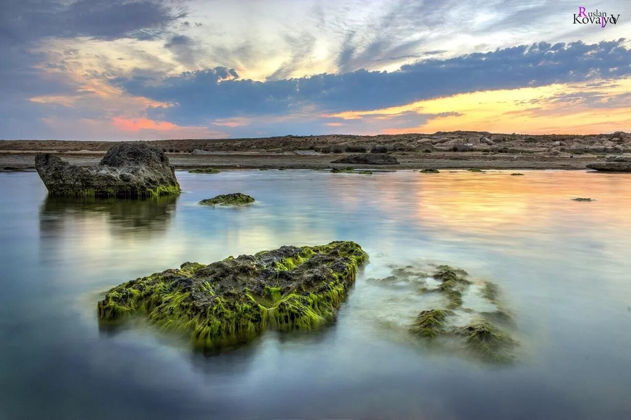 Каспийское море фото и названия Топ-10 самых глубоких озер Евразии - Журнал Евразия Плюс