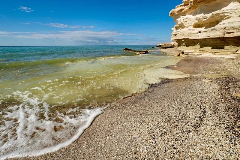 Каспийское море фото пляжей On the Shore of the Caspian Sea. Stock Image - Image of seascape, horizon: 10268