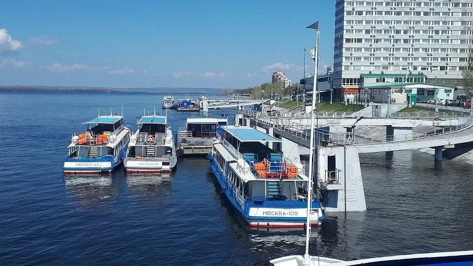 Касса прогулочных теплоходов саратов волжский район фото В Самаре снова можно погулять на теплоходе по Волге - KP.RU